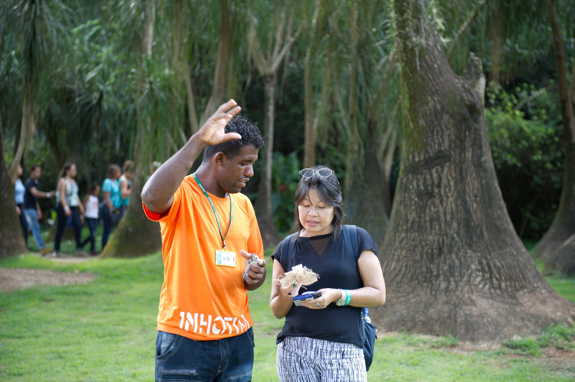 Gardener turned museum guide. Photo by William Gomes.