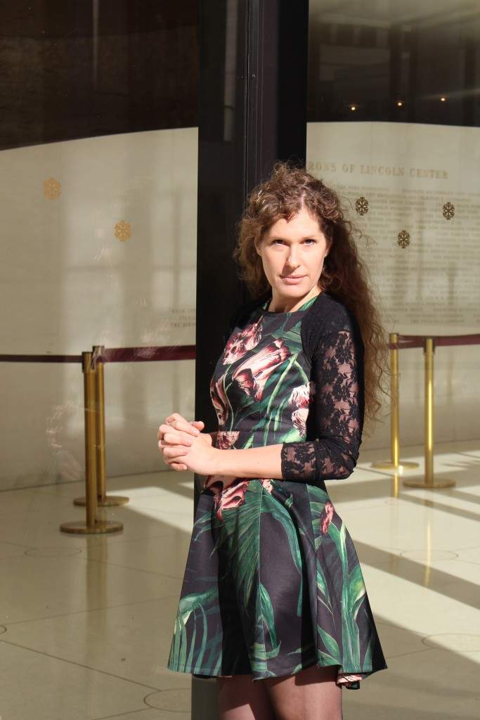 Lotte de Beer in front of the Metropolitan Opera House, New York